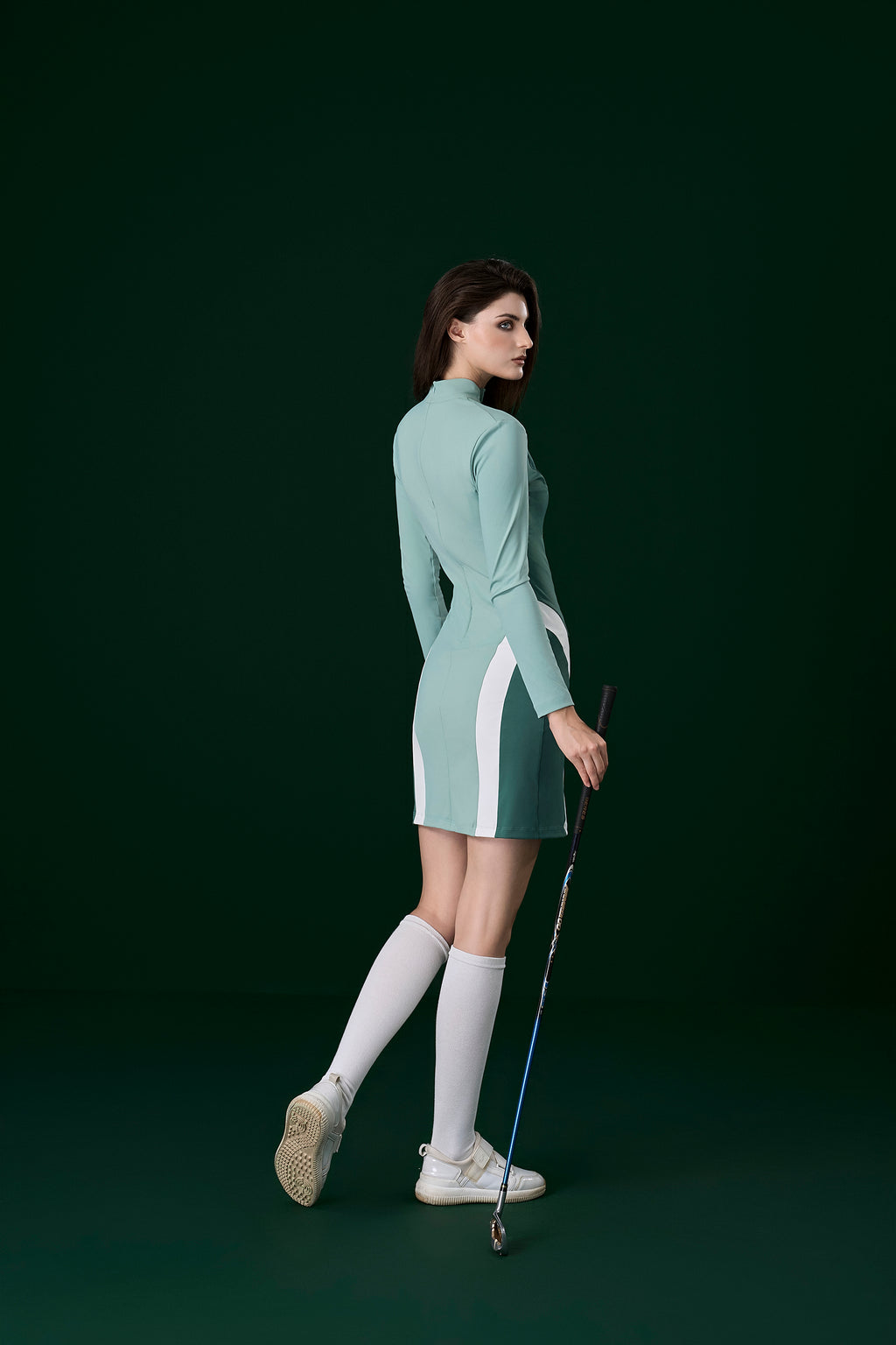 청록색 여성 드레스