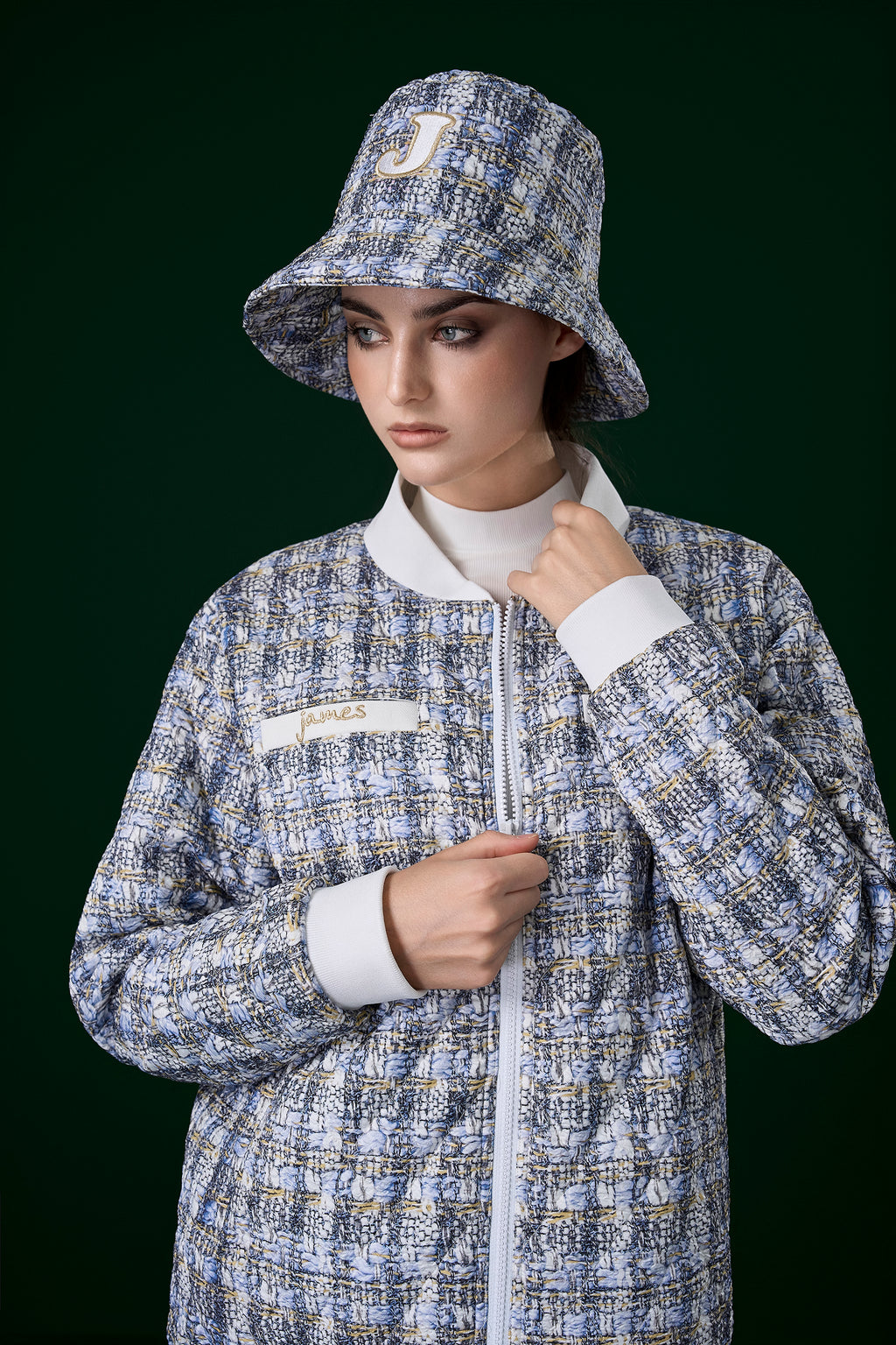 Women Quilting Tweet Hat