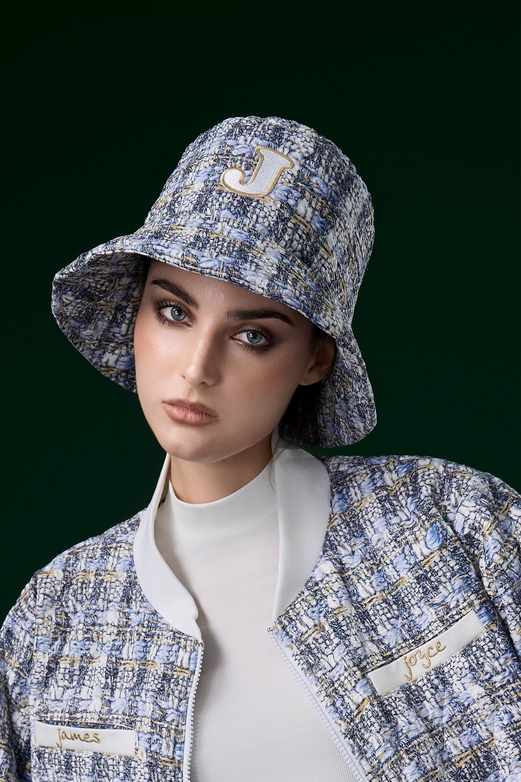 Women Quilting Tweet Hat