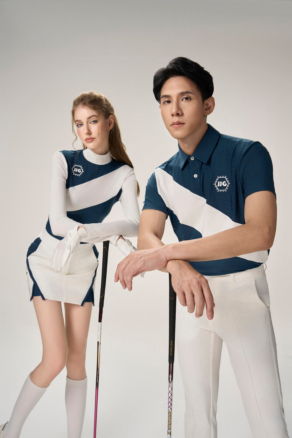 男士绿头鸭 &amp; 白色 Polo 衫