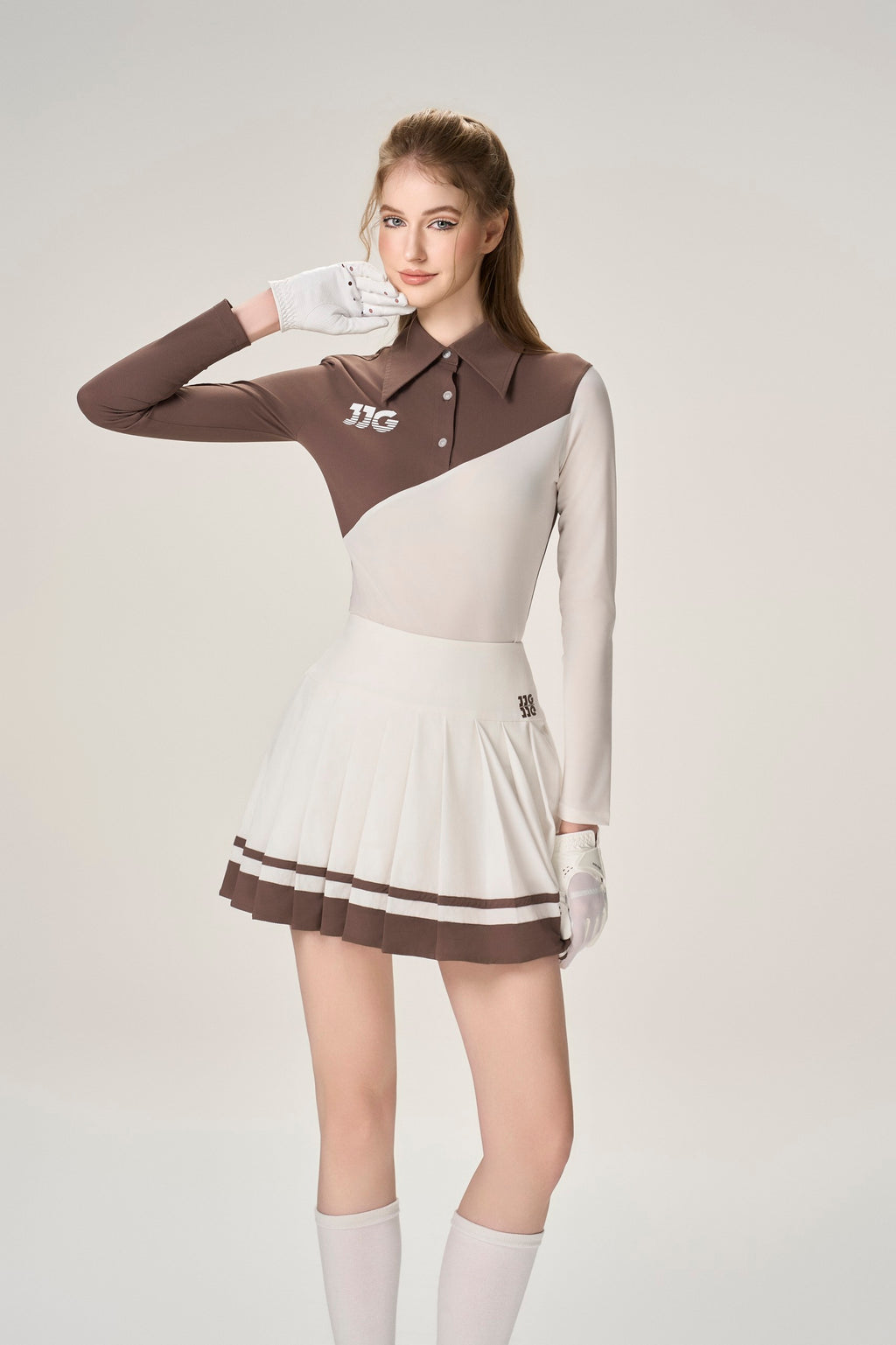 女士棕色 &amp; 白色衬衫