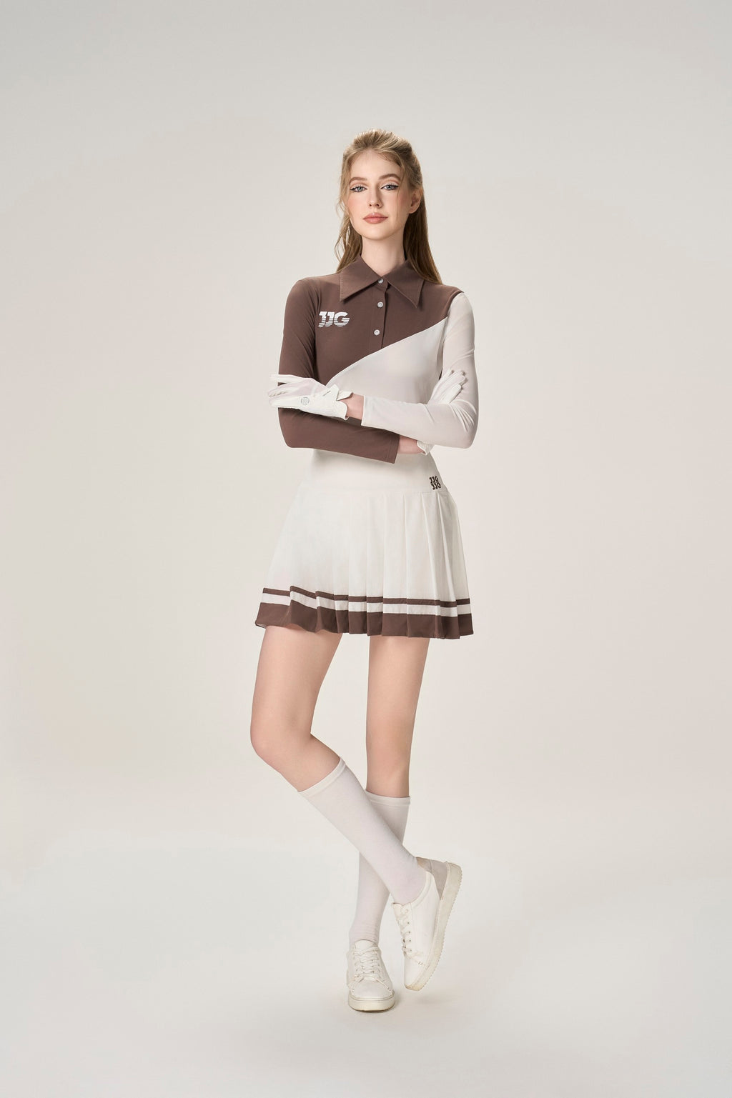 女士棕色 &amp; 白色衬衫