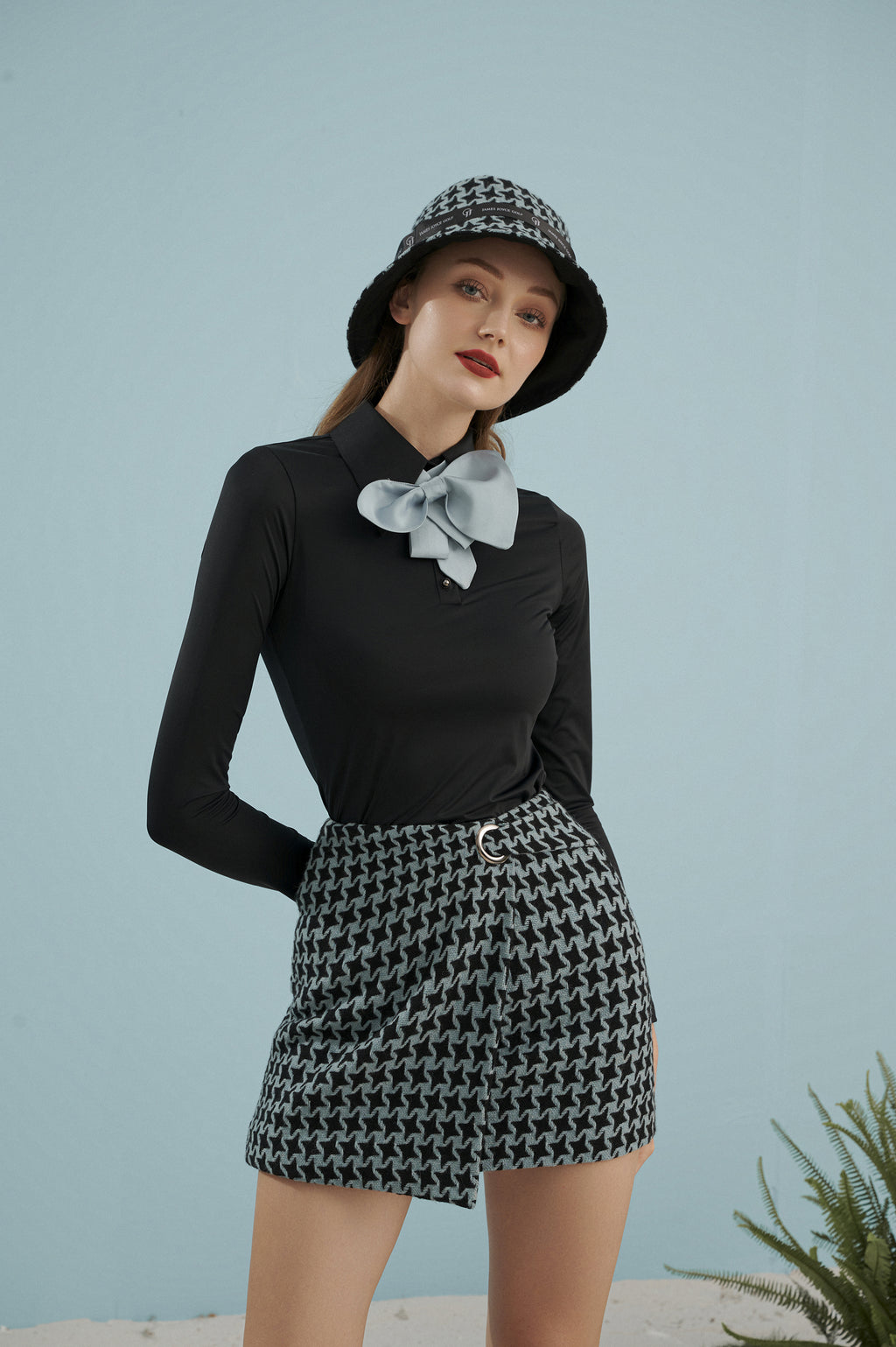 JJG 围巾 黑色衬衫