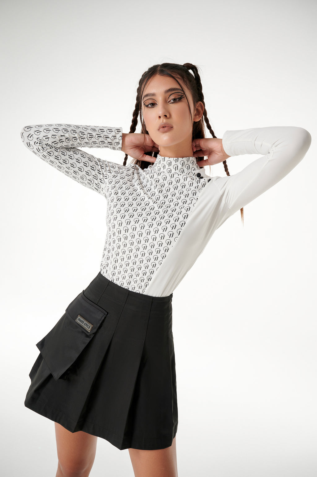 Women JJG Logo Shirt